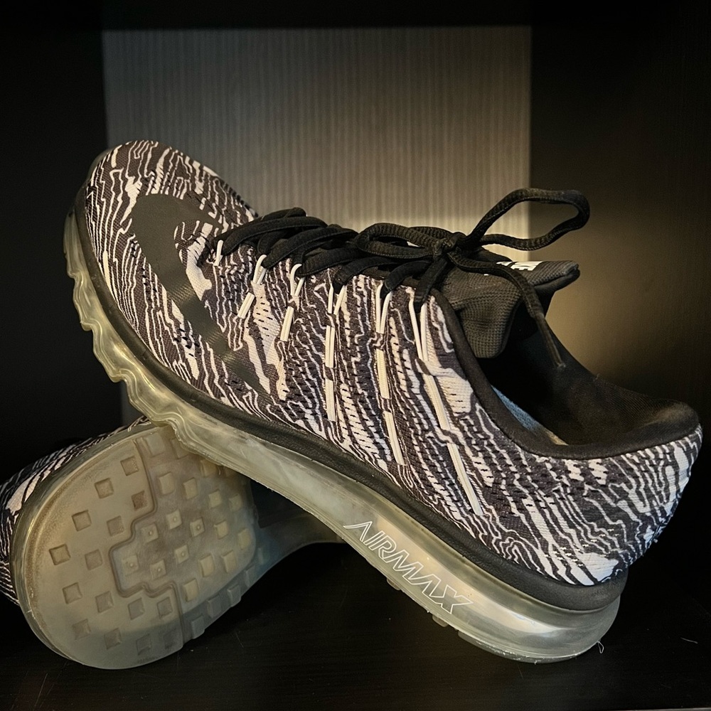 Nike Airmax 2016 size 9.5